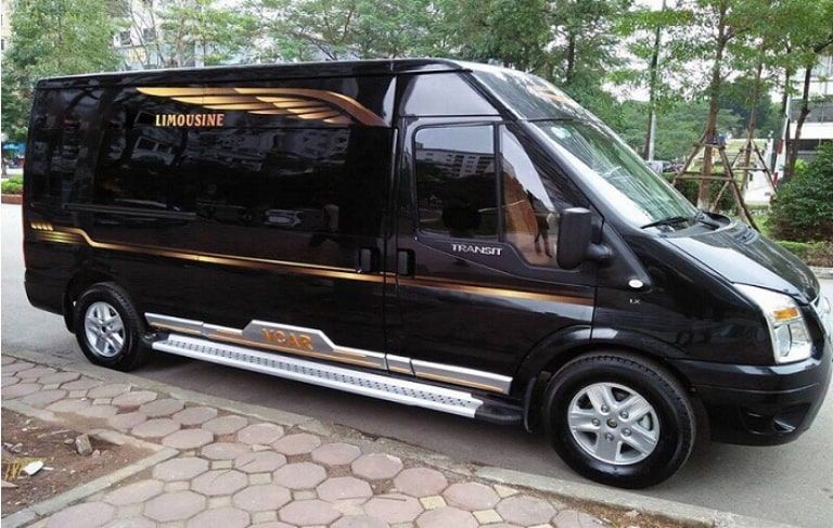 Thuê xe Limousine từ Long An đi Hồ Chí Minh Giá Rẻ - Trải Nghiệm 5 Sao