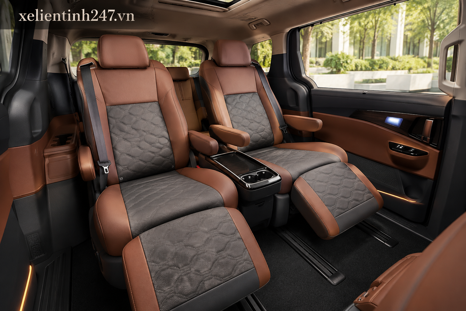 Thuê xe 7 chỗ đưa đón sân bay Tân Sơn Nhất Xe Liên Tỉnh 247