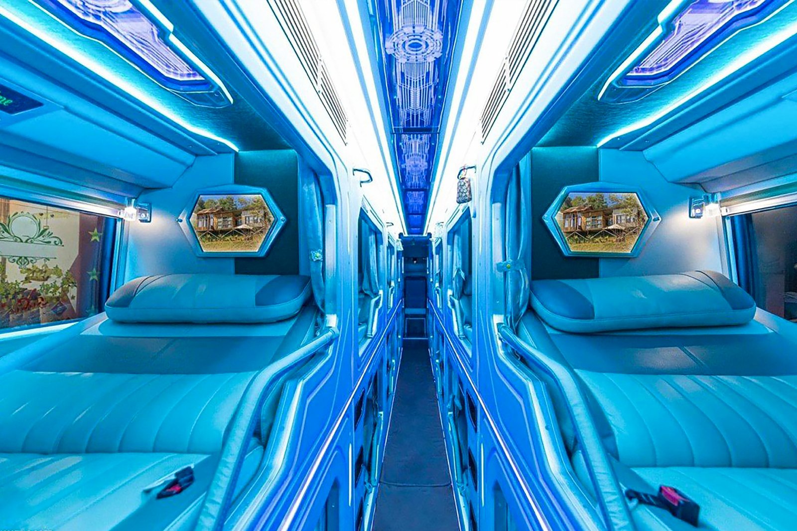 Vì Sao Bảng Giá Thuê Xe Limousine Tại Xe Liên Tỉnh 247 Luôn Tốt Hơn?