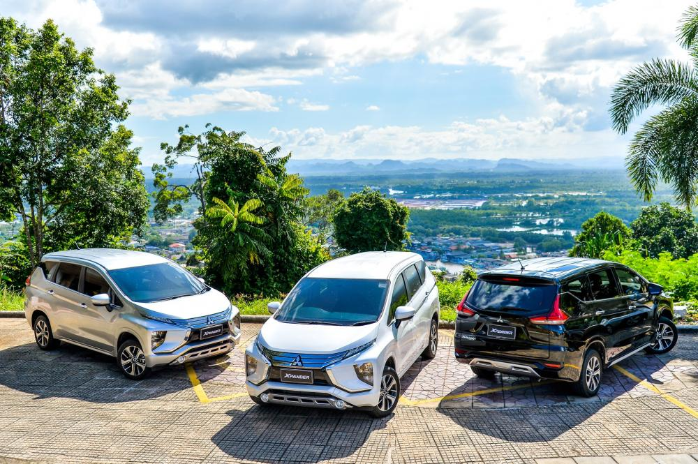 Đội xe 4 chỗ 7 chỗ 16 chỗ phục vụ tuyến Sài Gòn đi Cai Lậy tại Xe Liên Tỉnh 247