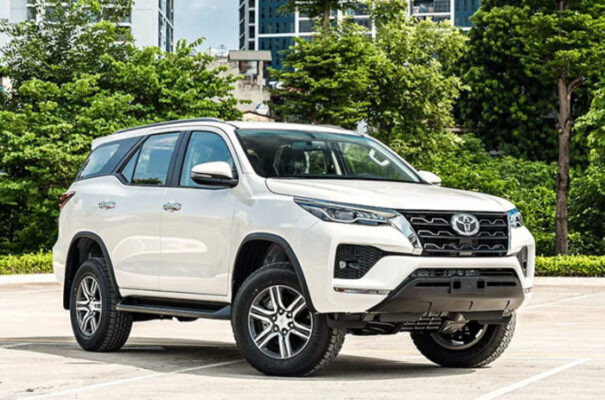 Đội xe 7 chỗ cho thuê đi Tây Ninh núi Bà Đen