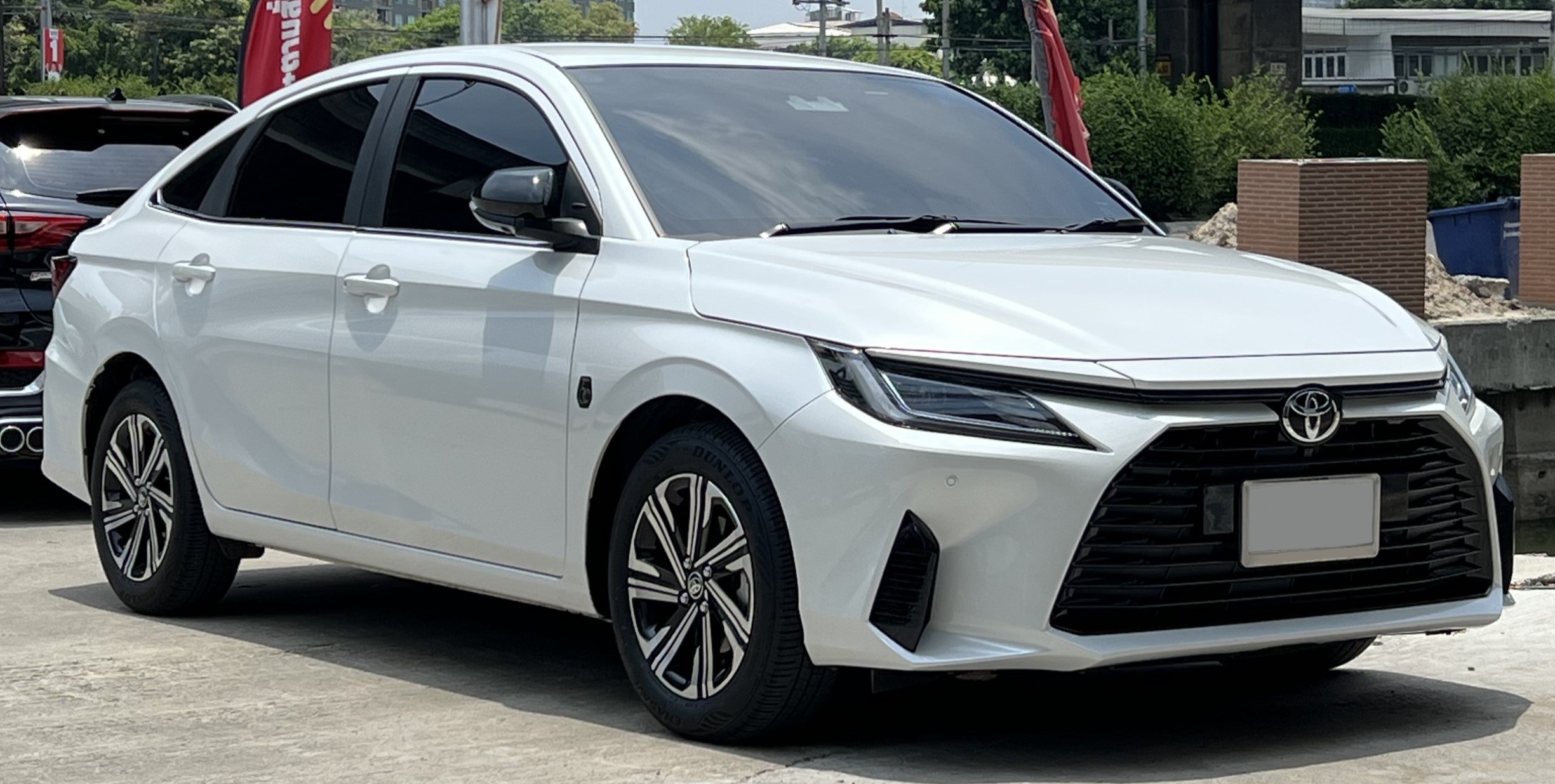 Xe 4 chỗ toyota vios