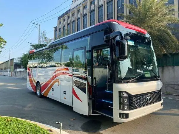 Thuê xe 29 chỗ có tài xế